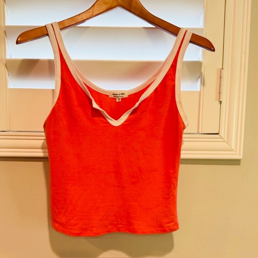 Heart & Hips Coral Tank Top with White Trim